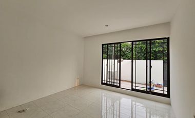 P Ivn Disewakan Rumah 10x20 di Taman Aries Ready Mid Jan Min.2 Thn