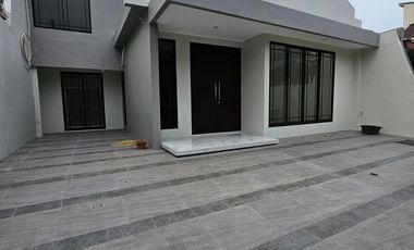 P Ivn Disewakan Rumah 10x20 di Taman Aries Ready Mid Jan Min.2 Thn