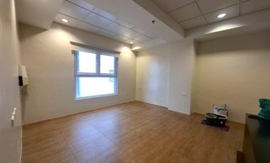 Luxury 4-Bedroom Fully Furnished Penthouse for Rent Near Ayala, Cebu Business Park, Cebu City