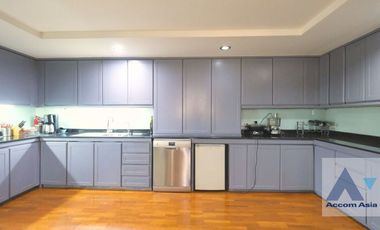 🔼🔽 AccomA 📩 Cozy Duplex - Pet friendly Condo in Ekamai.