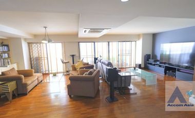 🔼🔽 AccomA 📩 Cozy Duplex - Pet friendly Condo in Ekamai.