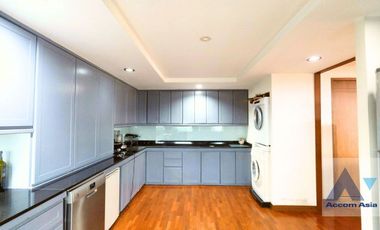 🔼🔽 AccomA 📩 Cozy Duplex - Pet friendly Condo in Ekamai.