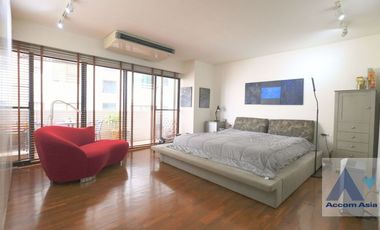🔼🔽 AccomA 📩 Cozy Duplex - Pet friendly Condo in Ekamai.