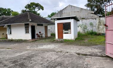 DI SEWAKAN GUDANG DI MUNTILAN - MAGELANG