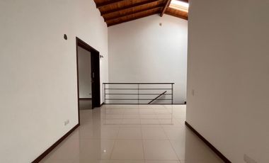Casa en Arriendo en Benedictinos Envigado Antioquia