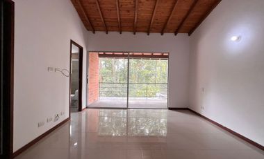 Casa en Arriendo en Benedictinos Envigado Antioquia