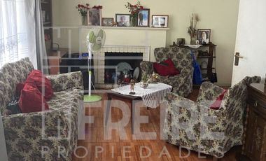 Se Vende Casa VILLA MACUL ! 4D+2B+E