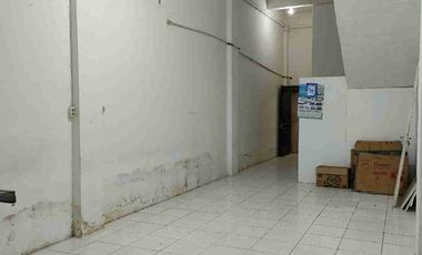 Ruko 3 lantai strategis kota Pontianak di Kota Baru