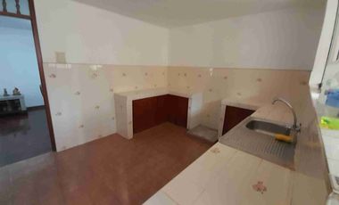 DEPARTAMENTO 2o.Piso paralela Av. Riva Agüero