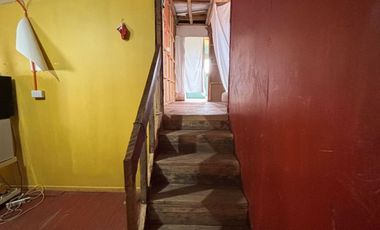 Casa Para Remodelar Con Vista Al Mar Y Gran Patio Trasero