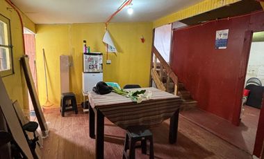 Casa Para Remodelar Con Vista Al Mar Y Gran Patio Trasero