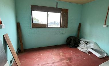 Casa Para Remodelar Con Vista Al Mar Y Gran Patio Trasero