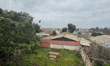 Casa Para Remodelar Con Vista Al Mar Y Gran Patio Trasero