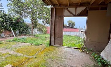 Casa Para Remodelar Con Vista Al Mar Y Gran Patio Trasero