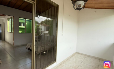 SE VENDE C. 2PISOS B. LA GAITANA  (NEIVA - HUILA)