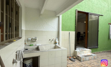 SE VENDE C. 2PISOS B. LA GAITANA  (NEIVA - HUILA)