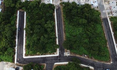 Terreno en venta entre Los Héroes y Villas de Oriente