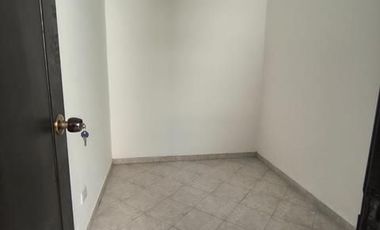 ALQUILO EXCELENTE CASA TRIPLANTA AL SUR DE CALI EN CAMINO REAL.