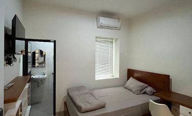 Dijual Cepat! Kos Exclusive 3 Lantai Jalan Kaki Ke UPN, Sudah Full Penghuni