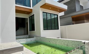 4-Bedroom, 4-Bathroom Pool Villa for Sale in Krabi Town – Peaceful Location with Easy Access