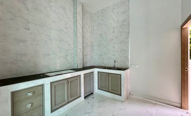 4-Bedroom, 4-Bathroom Pool Villa for Sale in Krabi Town – Peaceful Location with Easy Access