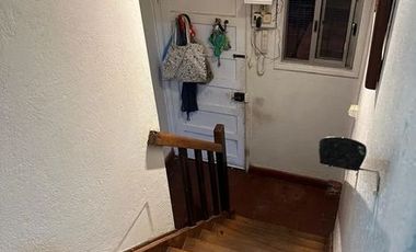 Se vende casa de dos pisos en Cerro Larrain referencia colegio Murialdo, Valparaiso