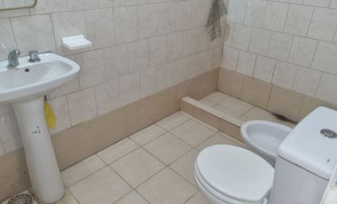 Hermosa quinta en Tomas Jofre a 150 mts de la plaza