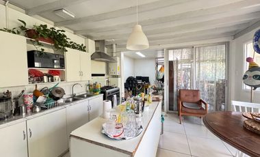 Se Vende Casa Dos Pisos Villa Frei 4D+2B+E