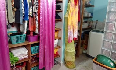 VENTA CASA GRANDE CON DOS SUITES EN BAHÍA DE CARÁQUEZ