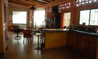 VENTA CASA GRANDE CON DOS SUITES EN BAHÍA DE CARÁQUEZ