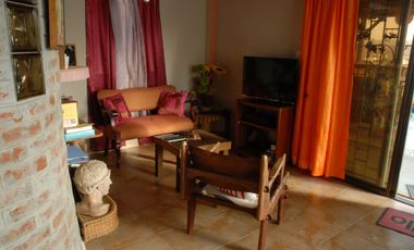 VENTA CASA GRANDE CON DOS SUITES EN BAHÍA DE CARÁQUEZ