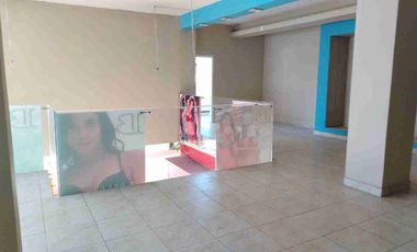 RENTO LOCAL COMERCIAL DE 600m2, DOS PLANTAS EN ZONA COMERCIAL NORTE DE QUITO