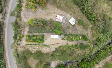 LOTE EN YUNGUILLA A POCOS METROS DE LA VIA