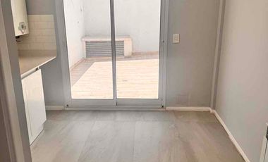 alquiler casa 2 dormitorios dueño directo Brown 2944 dentro de complejo de edificio