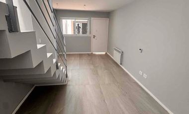 alquiler casa 2 dormitorios dueño directo Brown 2944 dentro de complejo de edificio