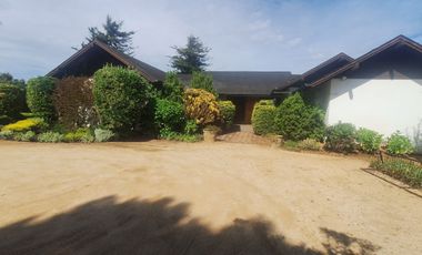 OPORTUNIDAD 4D 4B Las Brisas 170 m2 en 2295 de terreno