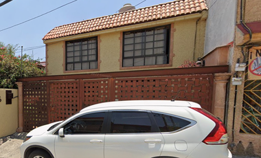 25, EN VENTA PRECIOSO INMUEBLE CON GRAN PRECIO Y UBICACIÓN!!