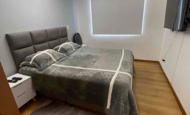 Moderno Apartamento en Pinares: Confort y Seguridad”