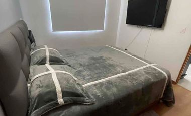 Moderno Apartamento en Pinares: Confort y Seguridad”