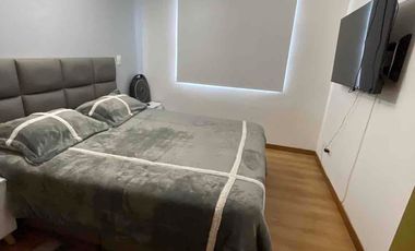 Moderno Apartamento en Pinares: Confort y Seguridad”