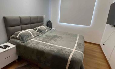 Moderno Apartamento en Pinares: Confort y Seguridad”