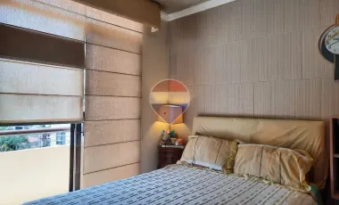 Se Vende casa esquinera con amplias áreas sociales SE VENDE Casa esquinera de 5 dormitorios en la URB. Ceibos Norte. Cerca de ESPOL.