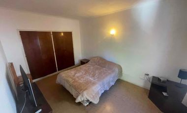 PH 3 ambientes por pasillo con dos terrazas y dependencia o altillo