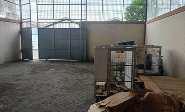 Gudang Mutiara Tambak Langon