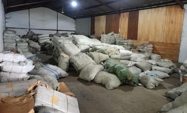 Gudang Mutiara Tambak Langon