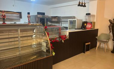 SE ALQUILA LOCAL COMERCIAL ESQUINERO, EN LA AV. REALES TAMARINDOS Y CONSTANTINO MENDOZA EN PORTOVIEJO