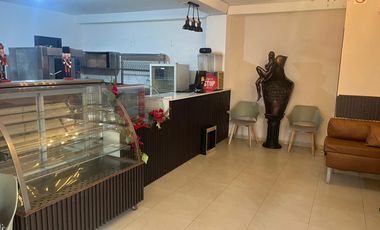 SE ALQUILA LOCAL COMERCIAL ESQUINERO, EN LA AV. REALES TAMARINDOS Y CONSTANTINO MENDOZA EN PORTOVIEJO