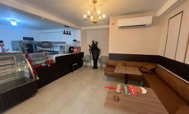 SE ALQUILA LOCAL COMERCIAL ESQUINERO, EN LA AV. REALES TAMARINDOS Y CONSTANTINO MENDOZA EN PORTOVIEJO