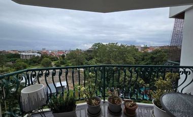 For Sale!! / Rent stunning 79 sqm, 1-bedroom, 1-bathroom unit on the coveted 10th floor of Hillside 4 Condominium. Near Nimmmanhemin road, Chiang Mai.