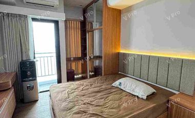 dijual cepat apartment delft lantai 12 sea view full furnish type studio